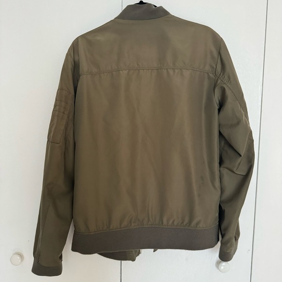 Jack & Jones Core Bomber Jacket with MA-1 Pocket LICHEN GREEN in Size Medium - Picture 4 of 5